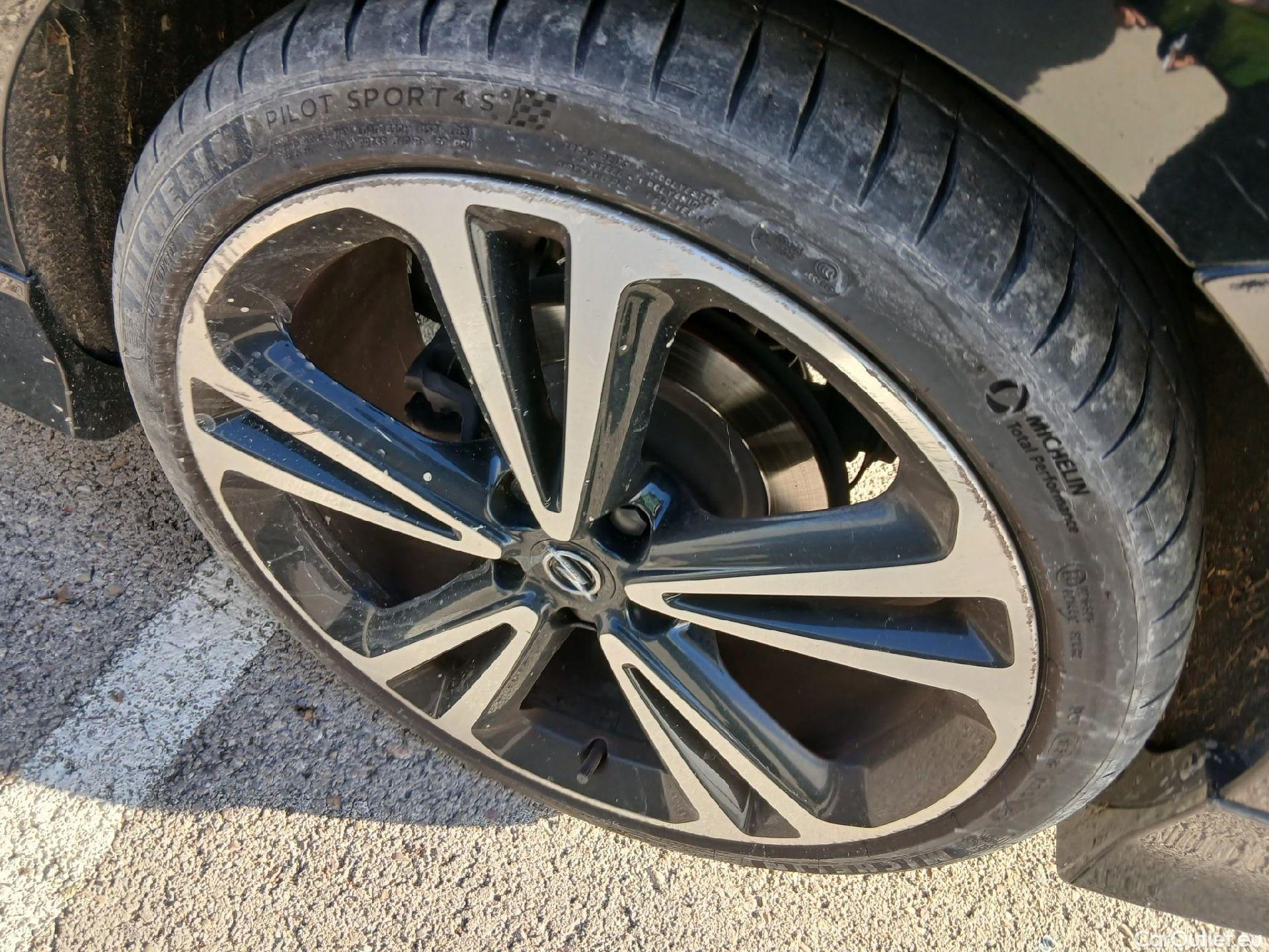  Land Rover  Discovery OPEL Insignia / 2020 / 5P / berlina con portón GS GS Line 2.0D DVH 130kW AT8 #3