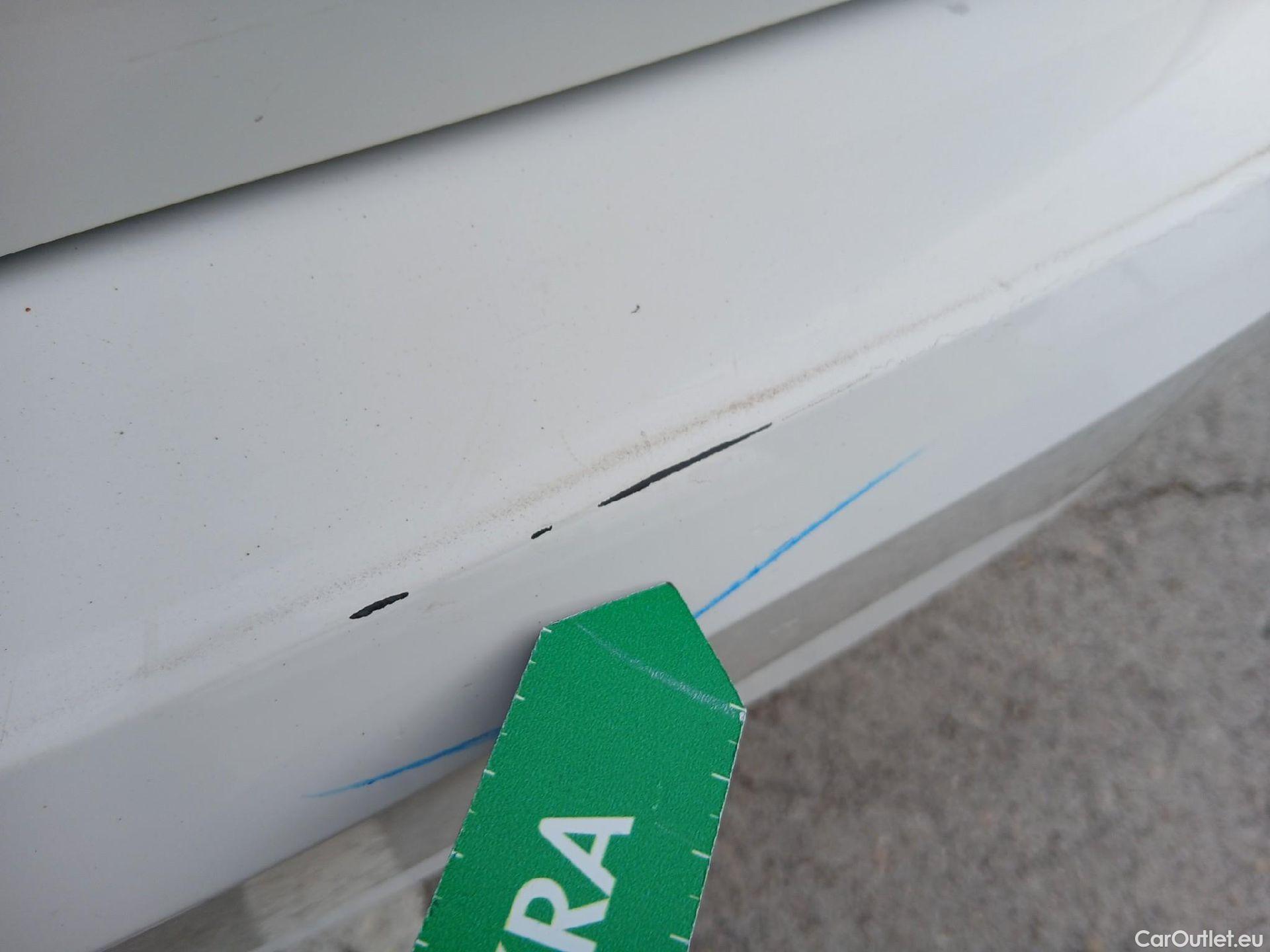  Seat  Ibiza SEAT  / 2017 / 5P / berlina con portón 1.0 TSI 81kW (110CV) Style Plus (AC) #11