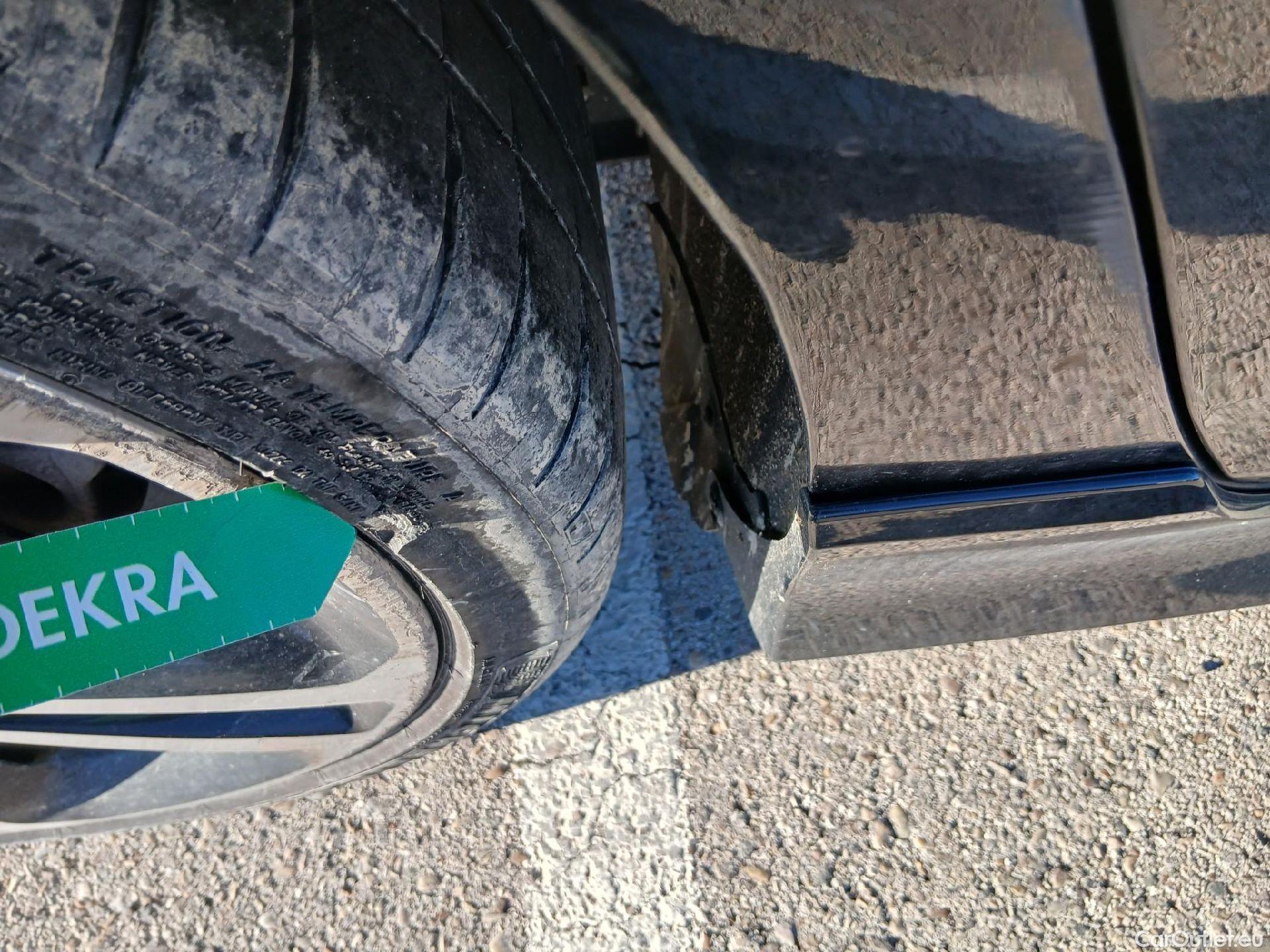  Land Rover  Discovery OPEL Insignia / 2020 / 5P / berlina con portón GS GS Line 2.0D DVH 130kW AT8 #7