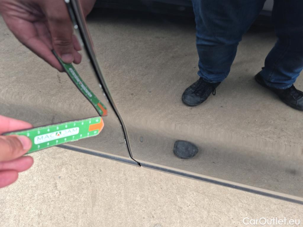  Bmw  X2 BMW  sDrive18i Impulse Steptronic Techo Solar #3