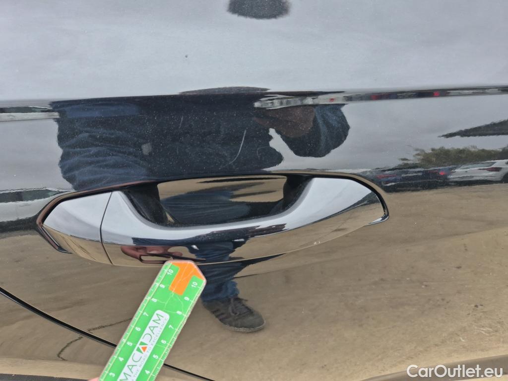  Audi  A6 AUDI  / 2018 / 4P / sedán Sport 45 TFSI quattro-ultra #24