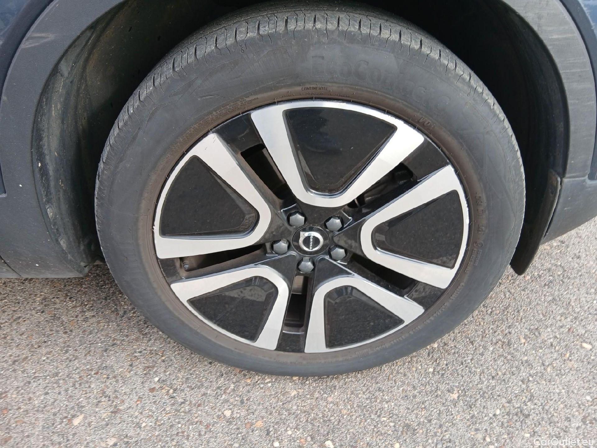  Volvo  XC 40 VOLVO XC40 / 2017 / 5P / todoterreno 1.5 T4 Twin Recharge Inscription Auto #44