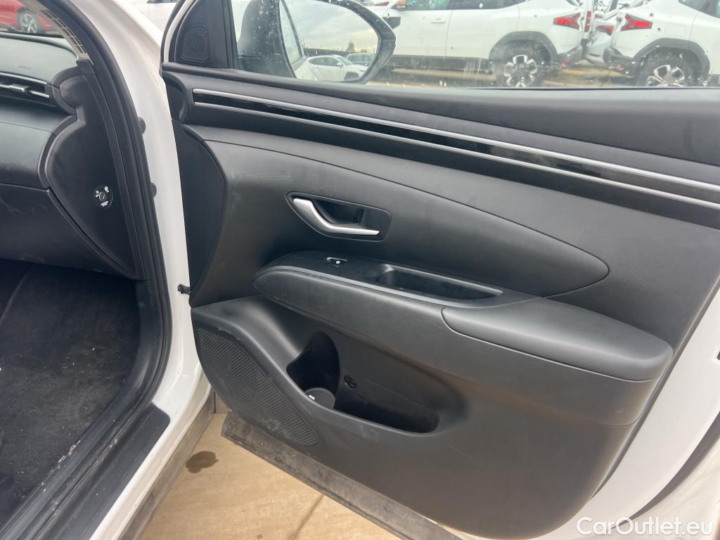  Hyundai  Tucson HYUNDAI  / 2020 / 5P / todoterreno 1.6 CRDI 85kW (115CV) Klass #17