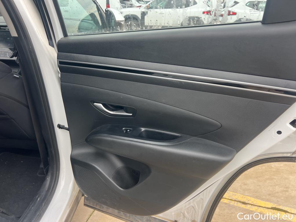  Hyundai  Tucson HYUNDAI  / 2020 / 5P / todoterreno 1.6 CRDI 85kW (115CV) Klass #15