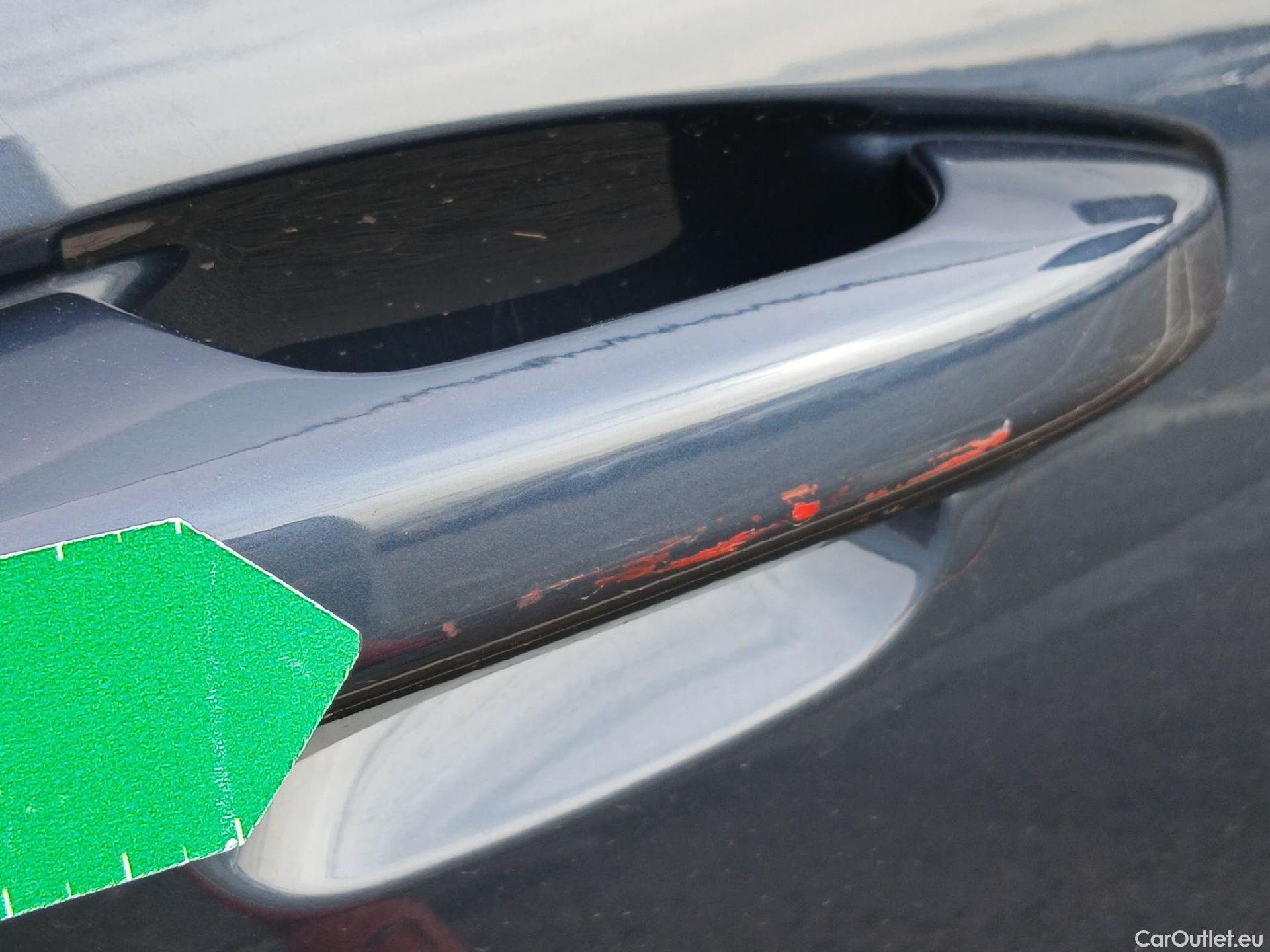  Volvo  XC 40 VOLVO XC40 / 2017 / 5P / todoterreno 1.5 T4 Twin Recharge Inscription Auto #33