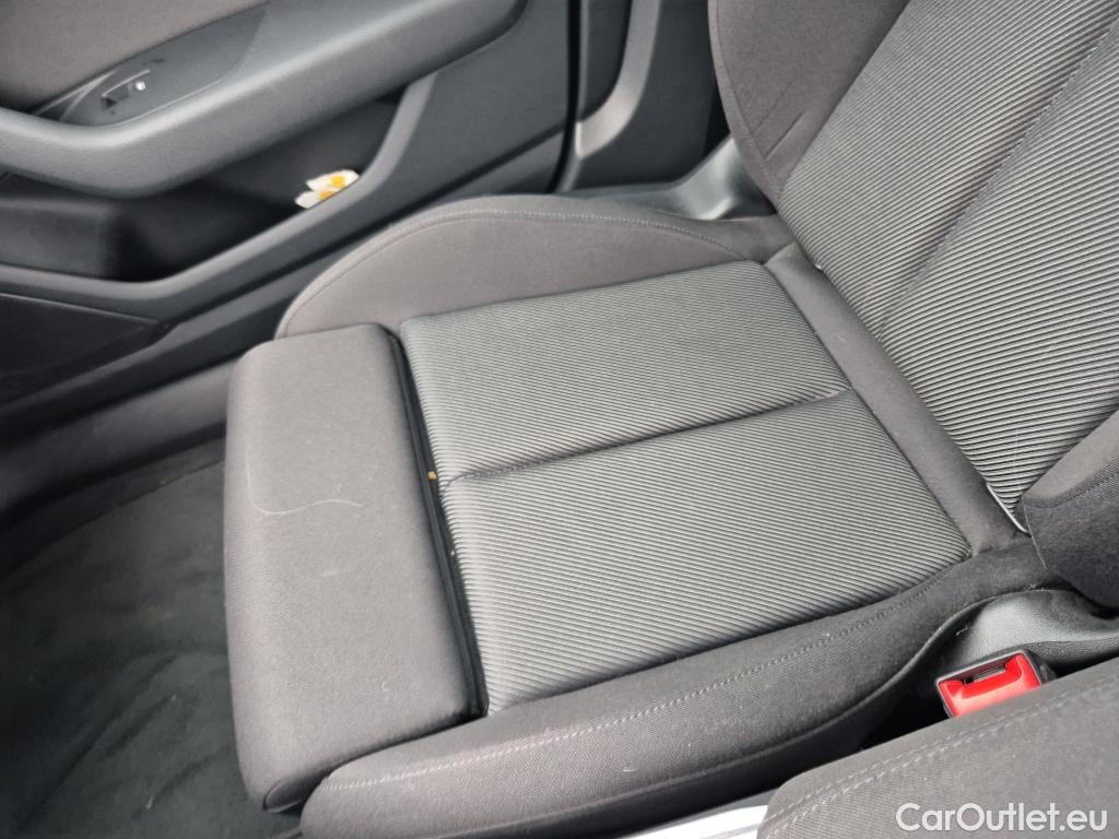  Audi  A6 AUDI  / 2018 / 4P / sedán Sport 45 TFSI quattro-ultra #10