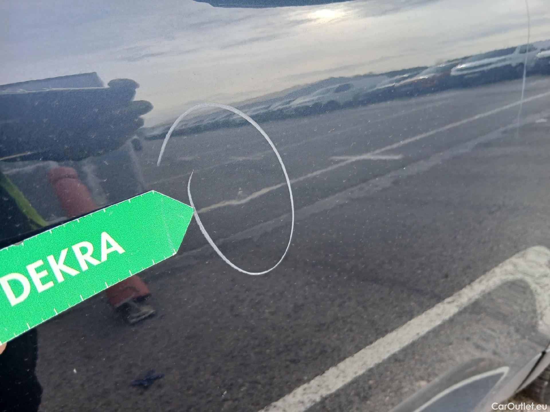  Volvo  XC 40 VOLVO XC40 / 2017 / 5P / todoterreno 1.5 T4 Twin Recharge Inscription Auto #35