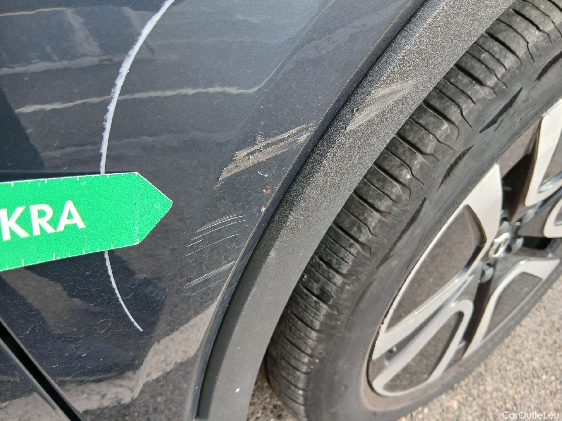  Volvo  XC 40 VOLVO XC40 / 2017 / 5P / todoterreno 1.5 T4 Twin Recharge Inscription Auto #40