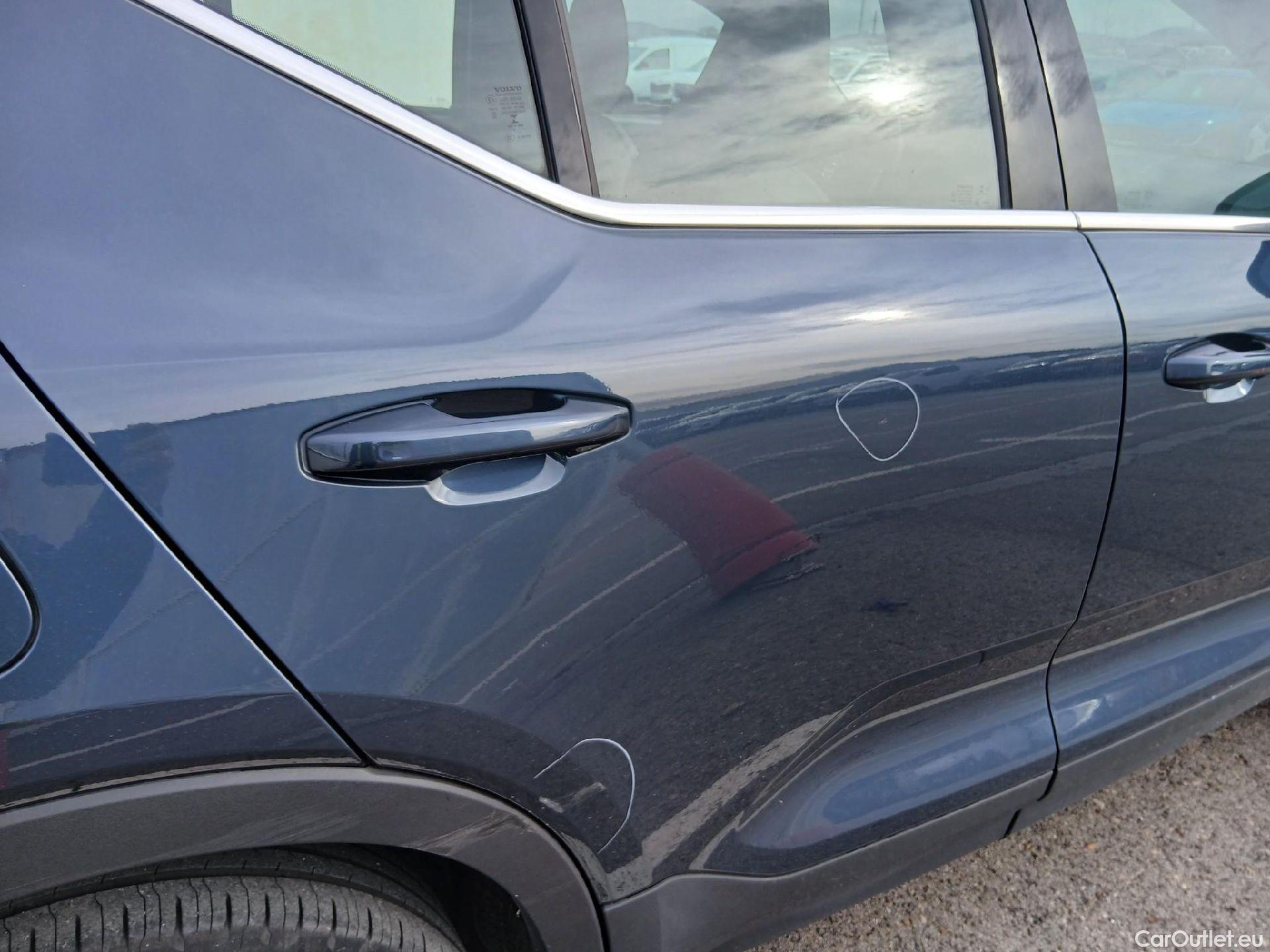  Volvo  XC 40 VOLVO XC40 / 2017 / 5P / todoterreno 1.5 T4 Twin Recharge Inscription Auto #31