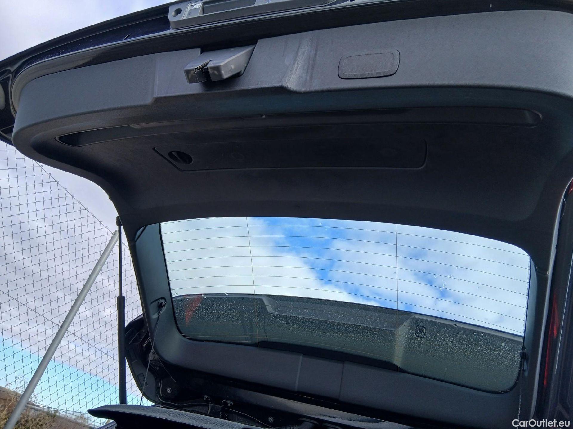  Volvo  XC 40 VOLVO XC40 / 2021 / 5P / todoterreno 1.5 T2 Essential Auto #26