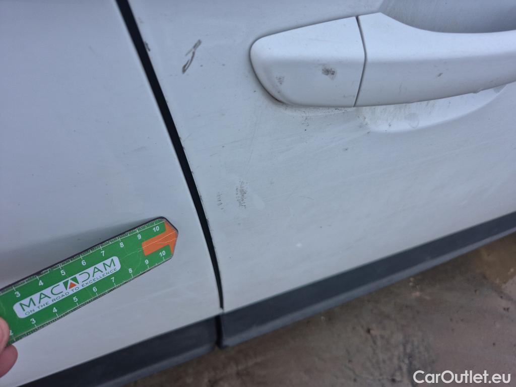  Opel   Grandland X OPEL Grandland / 2021 / 5P / todoterreno 1.5 CDTi Business Edition Auto #8