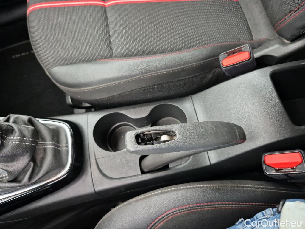  Opel  Crossland OPEL  / 2020 / 5P / crossover 1.5D 81kW (110CV) GS Line #36