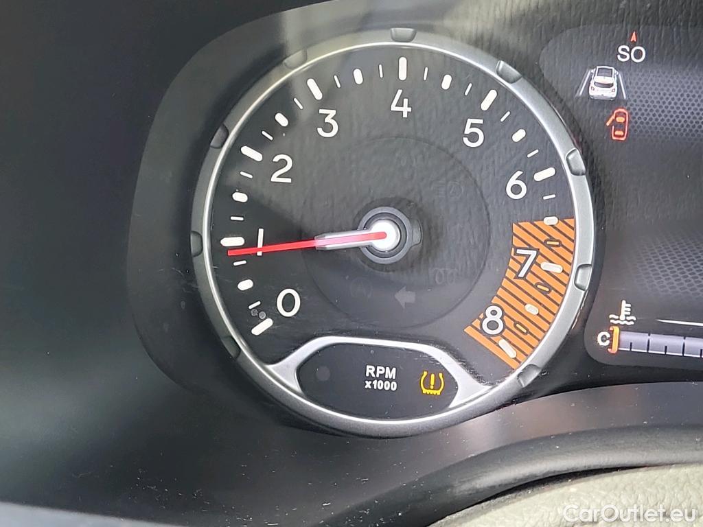  Jeep  Patriot JEEP Renegade / 2014 / 5P / todoterreno Limited 1.0G 88kW (120CV) 4x2 (AC) #16