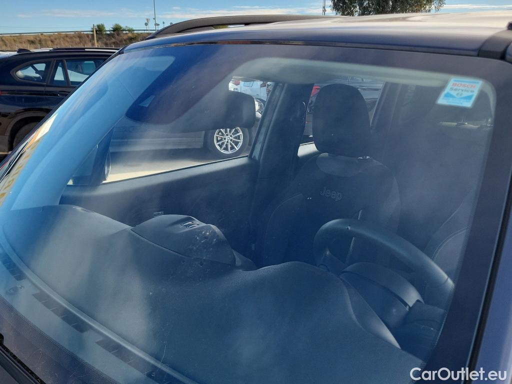  Jeep  Patriot JEEP Renegade / 2014 / 5P / todoterreno Limited 1.0G 88kW (120CV) 4x2 (AC) #9