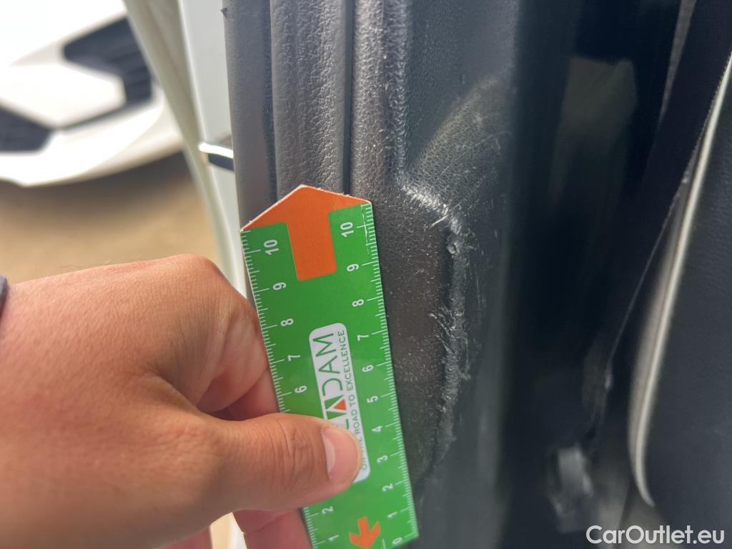  Renault  Captur RENAULT  / 2020 / 5P / todoterreno Zen E-TECH Híbrido enchufable 160cv #20