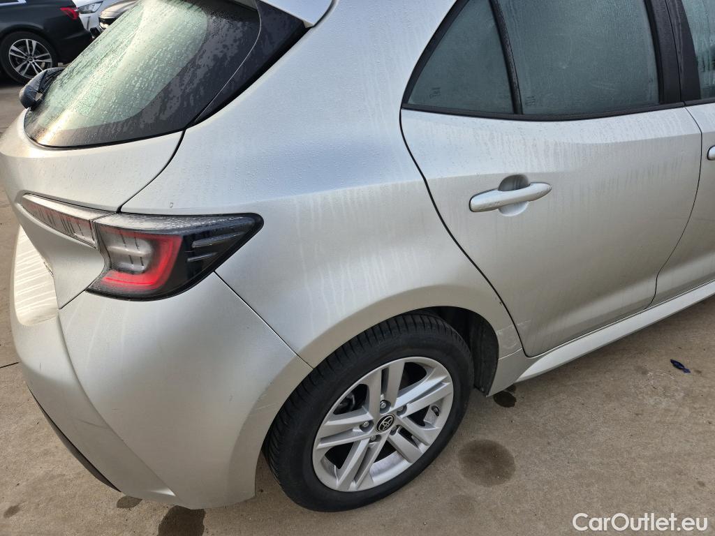  Toyota  Corolla TOYOTA  / 2019 / 5P / berlina con portón 1.8 125H BUSINESS PLUS E-CVT #30