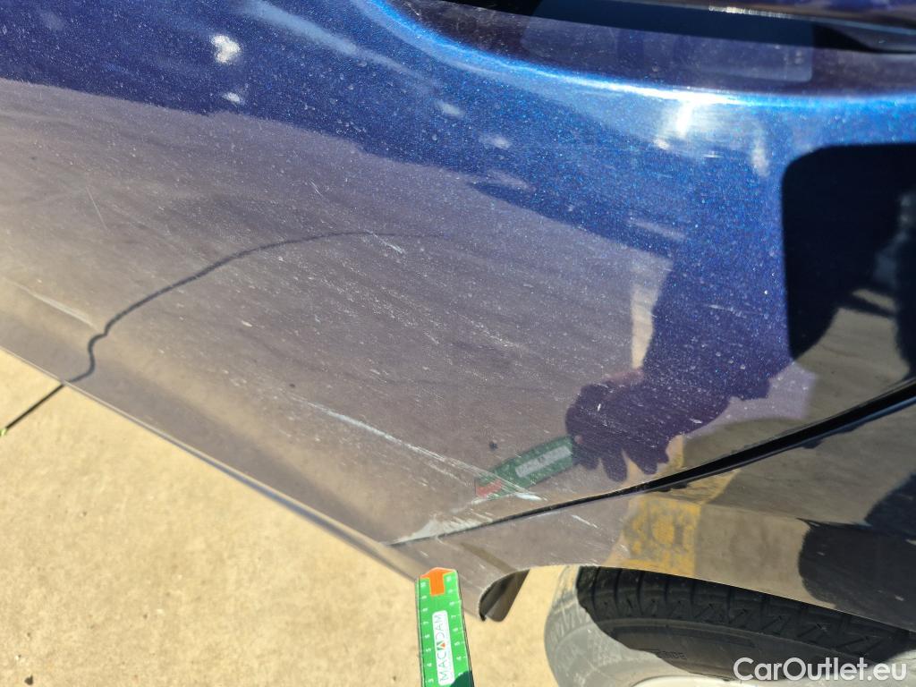  Volkswagen  Golf  VOLKSWAGEN / 2020 / 5P / berlina con portón Life 2.0 TDI 85kW (115CV) #20