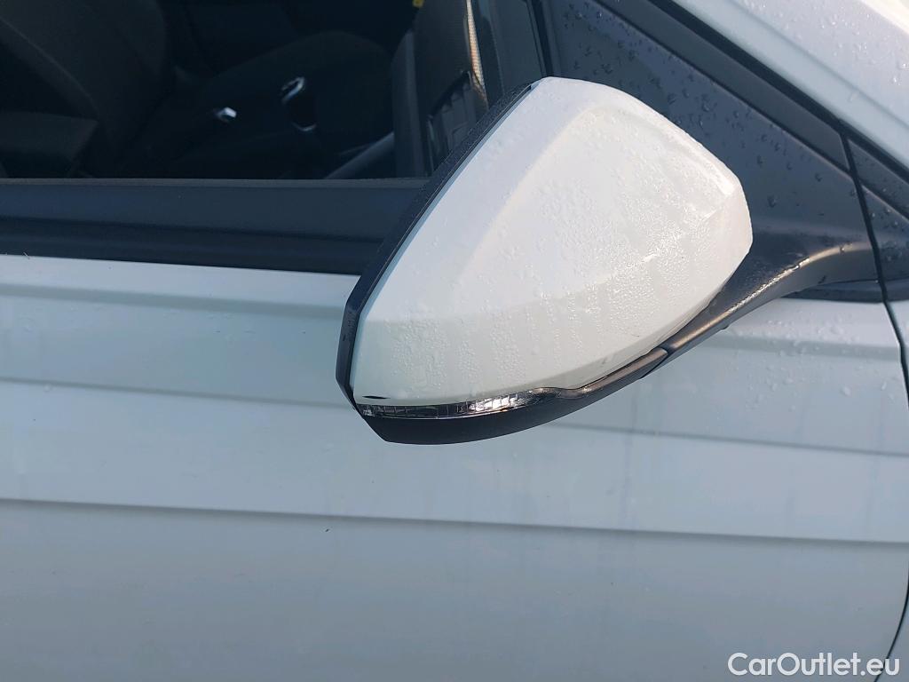  Volkswagen  Polo VOLKSWAGEN  / 2021 / 5P / berlina con portón Life 1.0 TSI 70kW (95CV) #17