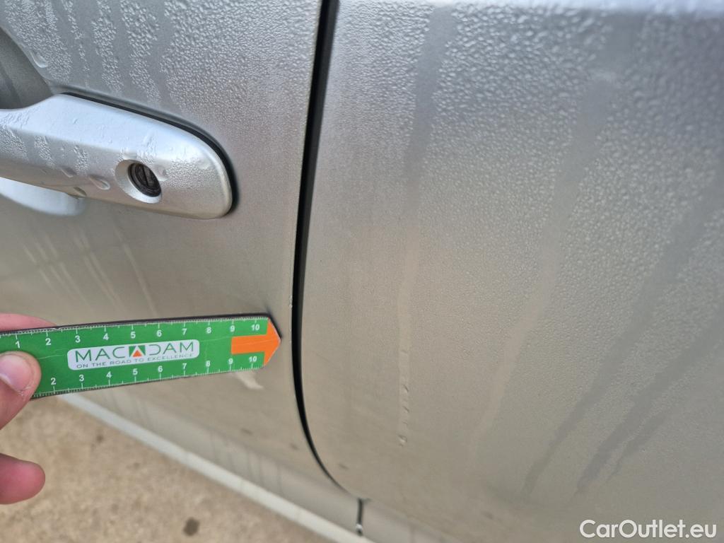  Toyota  Corolla TOYOTA  / 2019 / 5P / berlina con portón 1.8 125H BUSINESS PLUS E-CVT #24