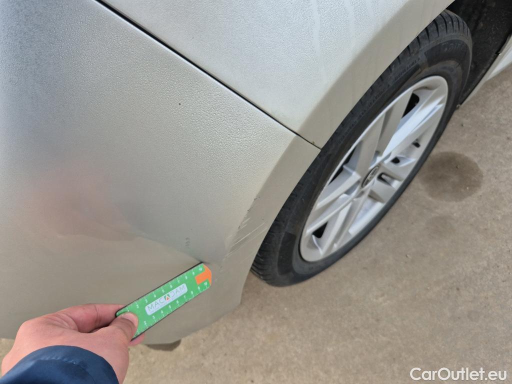  Toyota  Corolla TOYOTA  / 2019 / 5P / berlina con portón 1.8 125H BUSINESS PLUS E-CVT #16