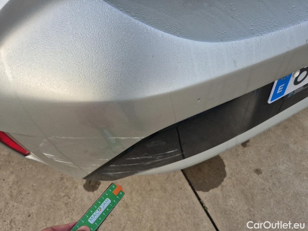  Toyota  Corolla TOYOTA  / 2019 / 5P / berlina con portón 1.8 125H BUSINESS PLUS E-CVT #20