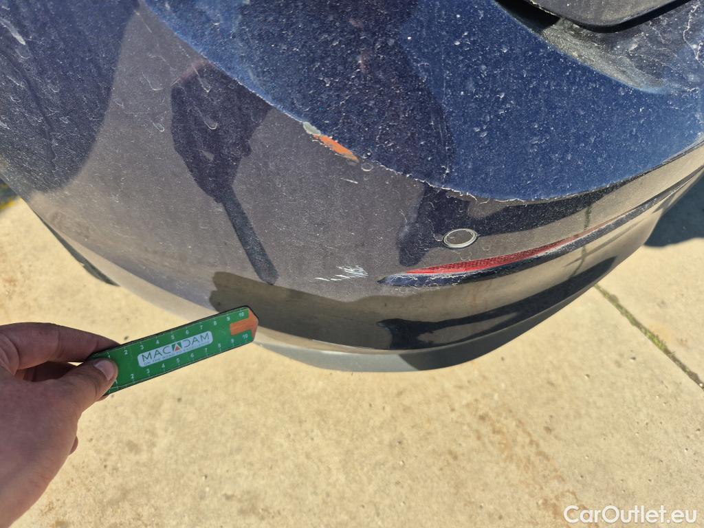  Volkswagen  Golf  VOLKSWAGEN / 2020 / 5P / berlina con portón Life 2.0 TDI 85kW (115CV) #18