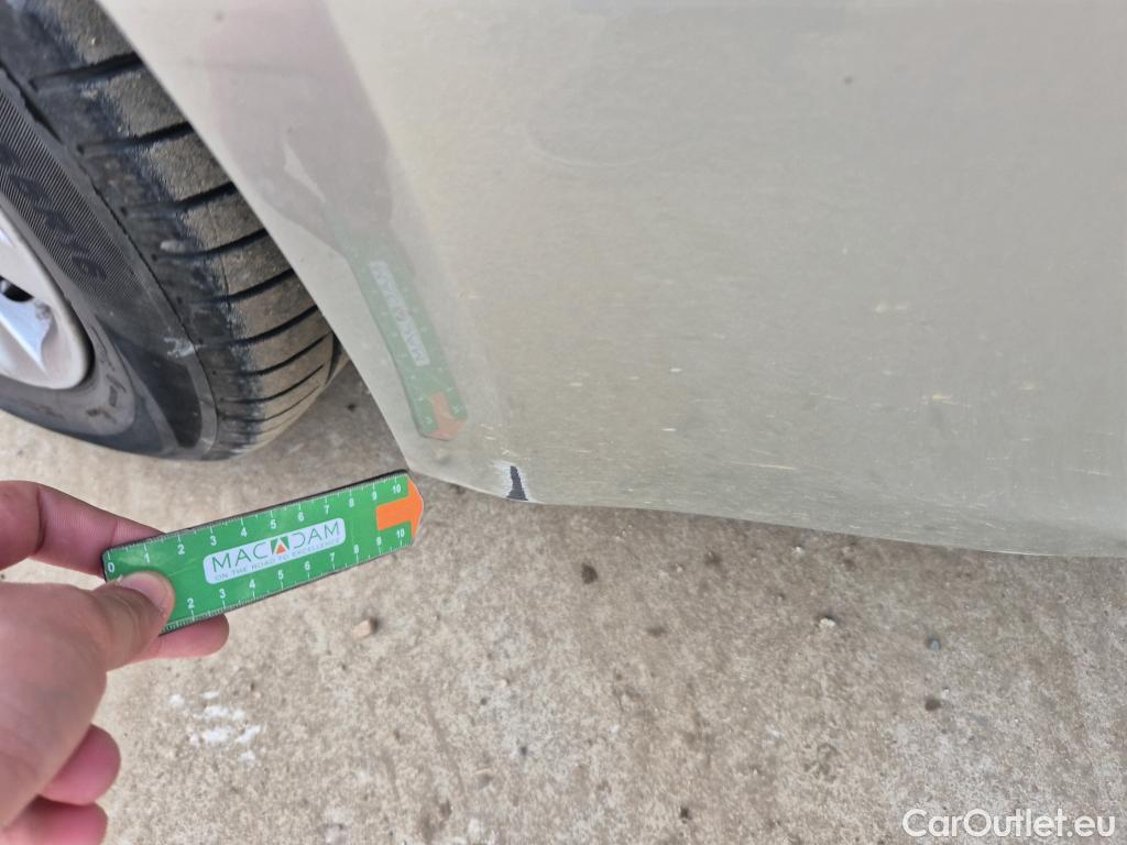  Toyota  Corolla TOYOTA  / 2019 / 5P / berlina con portón 1.8 125H BUSINESS PLUS E-CVT #14