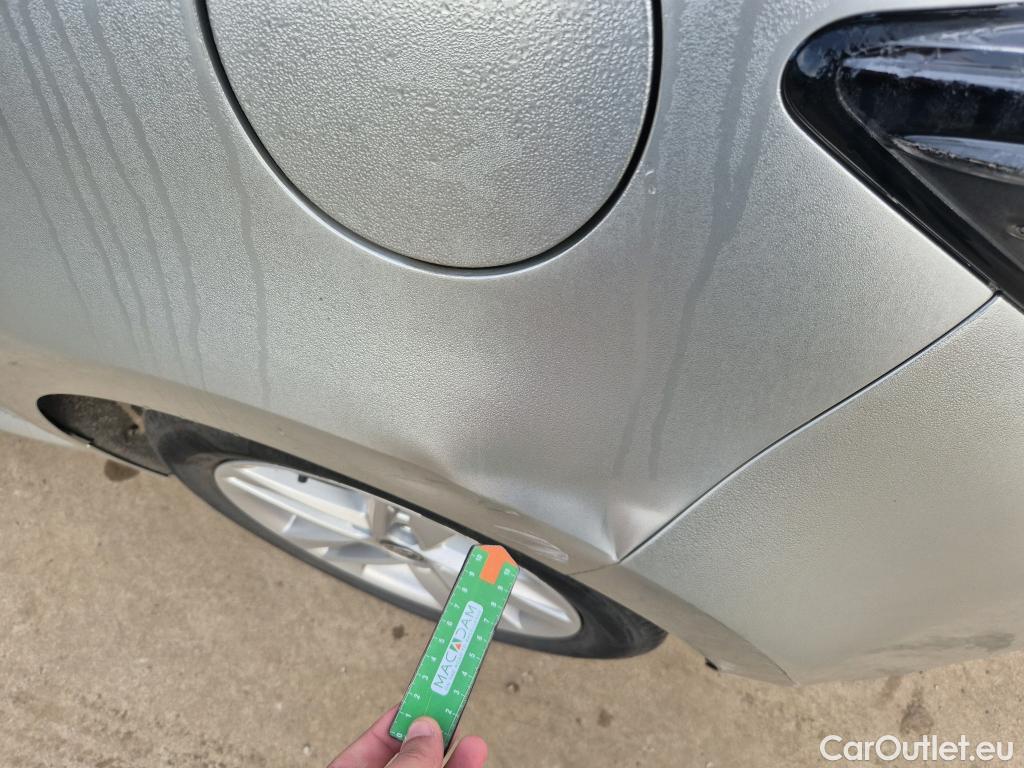  Toyota  Corolla TOYOTA  / 2019 / 5P / berlina con portón 1.8 125H BUSINESS PLUS E-CVT #4