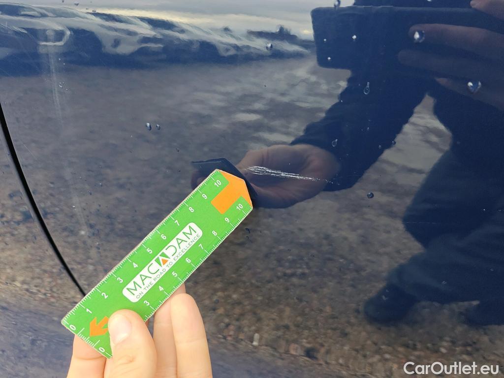  Ford  Kuga FORD  / 2019 / 5P / todoterreno Titanium 2.5 Duratec FHEV 140kW Auto #14