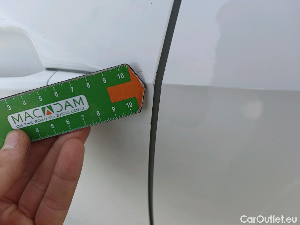  Audi  Q2 AUDI  / 2016 / 5P / todoterreno Design 35 TFSI 110kW (150CV) S tronic #2