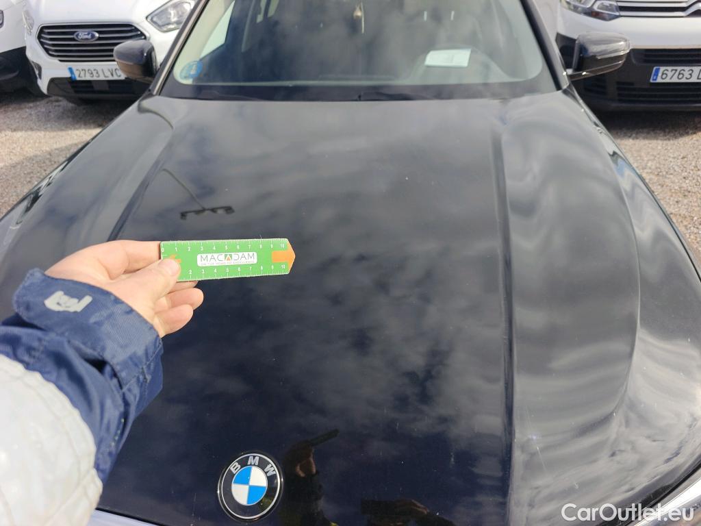  Bmw  Serie 3 BMW  / 2018 / 4P / sedán 318d Auto. #1