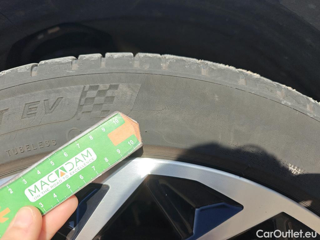  Hyundai   Ioniq HYUNDAI 5 / 2021 / 5P / todoterreno 73KWH 160KW Energy RWD #18