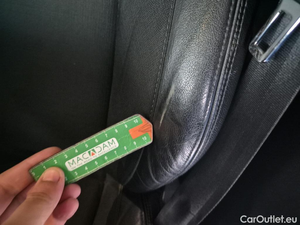  Volvo  XC60 VOLVO  / 2017 / 5P / todoterreno 2.0 D3 Momentum #4