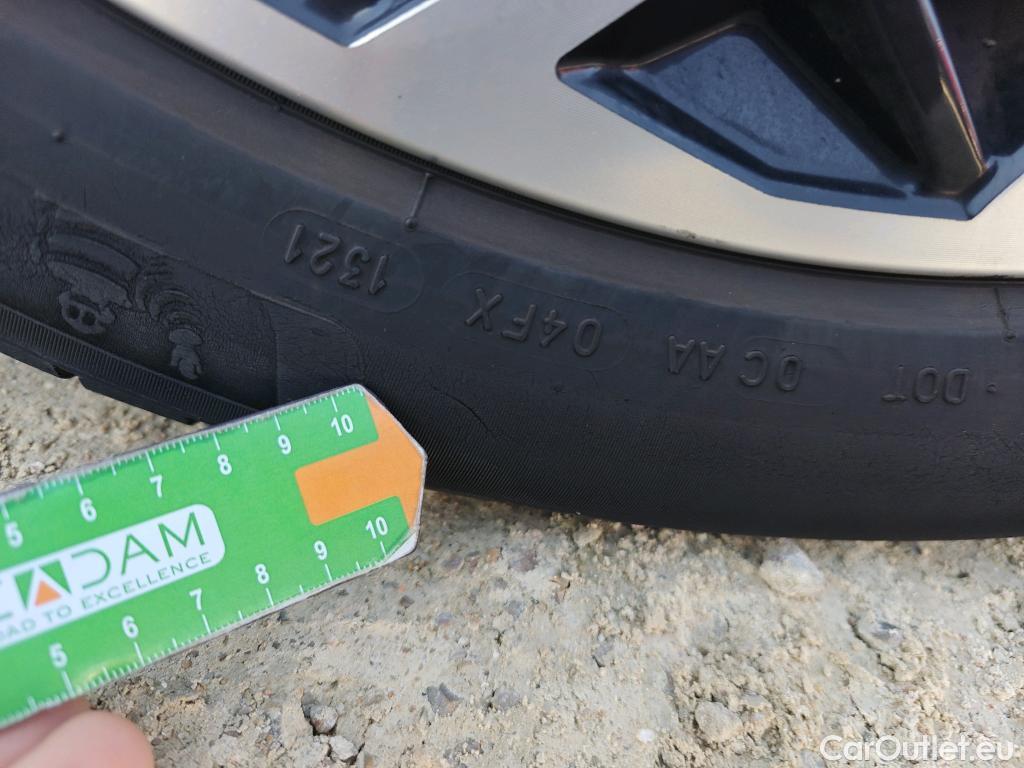  Hyundai   Ioniq HYUNDAI 5 / 2021 / 5P / todoterreno 73KWH 160KW Energy RWD #6