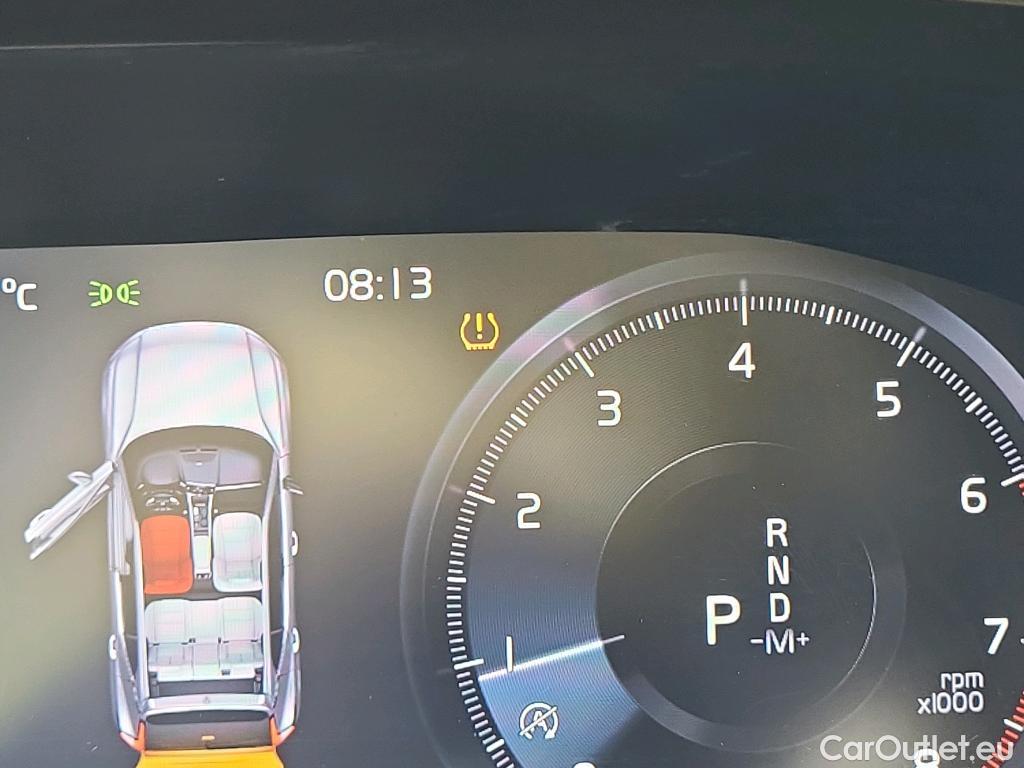  Volvo  XC 40 VOLVO XC40 / 2017 / 5P / todoterreno 1.5 T3 Momentum Core Auto #35