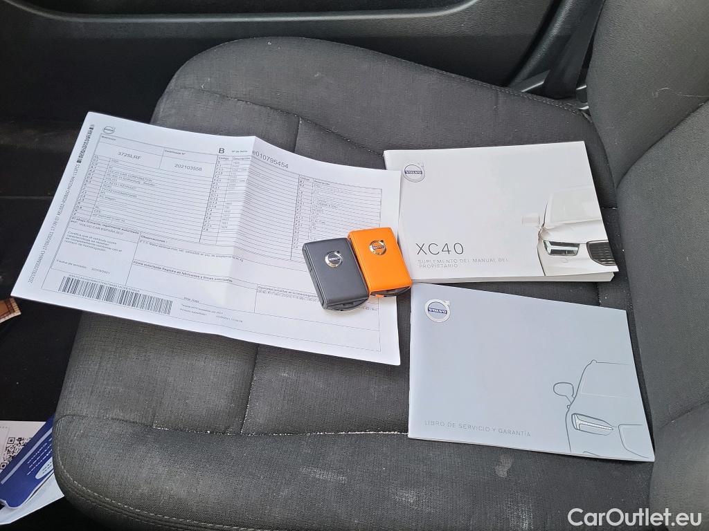  Volvo  XC 40 VOLVO XC40 / 2017 / 5P / todoterreno 1.5 T3 Momentum Core Auto #20