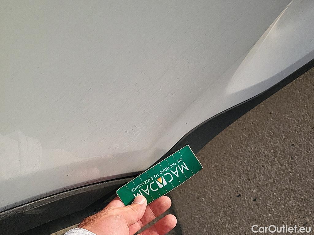  Volvo  XC 40 VOLVO XC40 / 2017 / 5P / todoterreno 1.5 T3 Momentum Core Auto #6