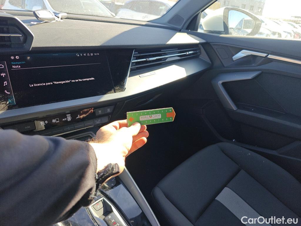  Land Rover  Discovery AUDI A3 / 2024 / 5P Sportback Advanced 30 TFSI 85kW S tronic #1