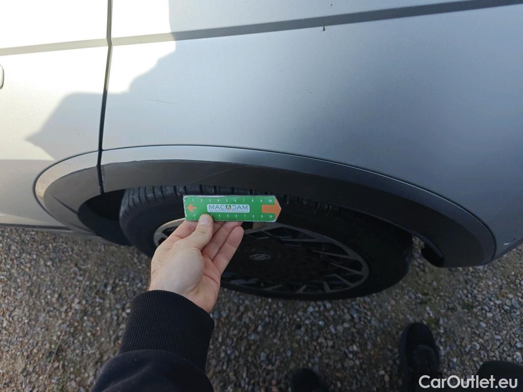  Hyundai   Ioniq HYUNDAI 5 / 2021 / 5P / todoterreno 73KWH 160KW Energy RWD #64