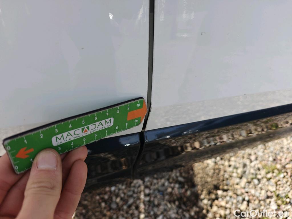  Audi  Q2 AUDI  / 2016 / 5P / todoterreno Design 35 TFSI 110kW (150CV) S tronic #20