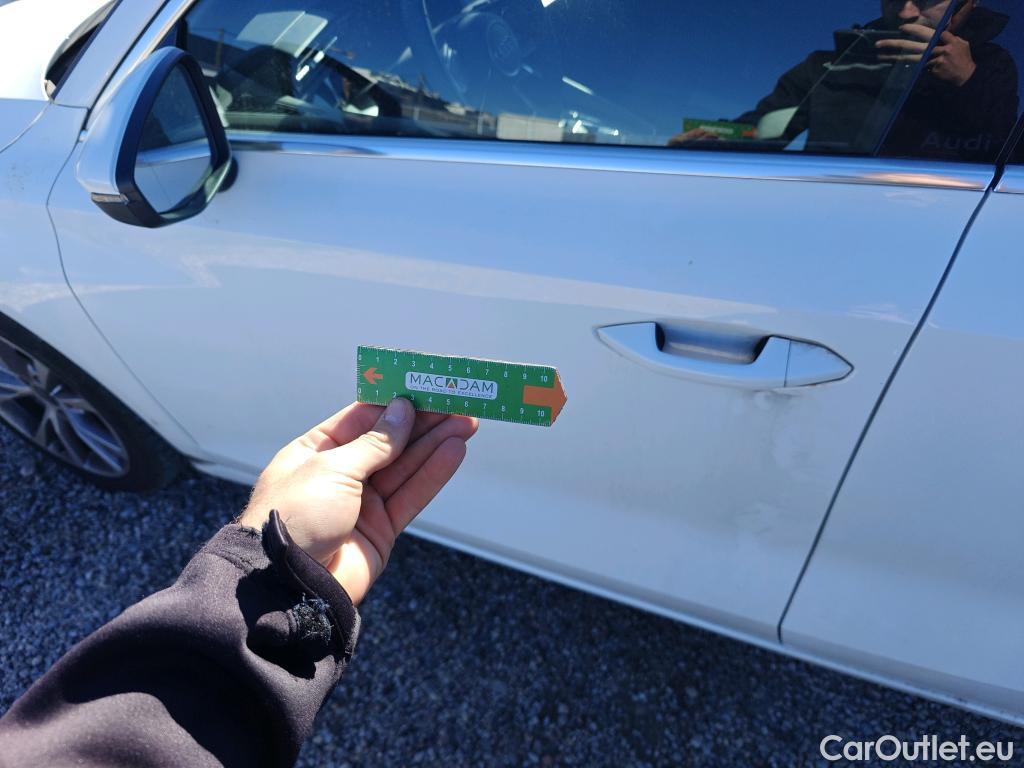  Land Rover  Discovery AUDI A3 / 2024 / 5P Sportback Advanced 30 TFSI 85kW S tronic #12