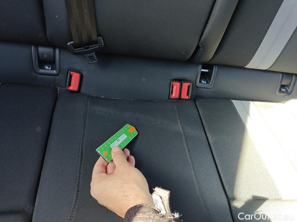  Land Rover  Discovery AUDI A3 / 2024 / 5P Sportback Advanced 30 TFSI 85kW S tronic #8