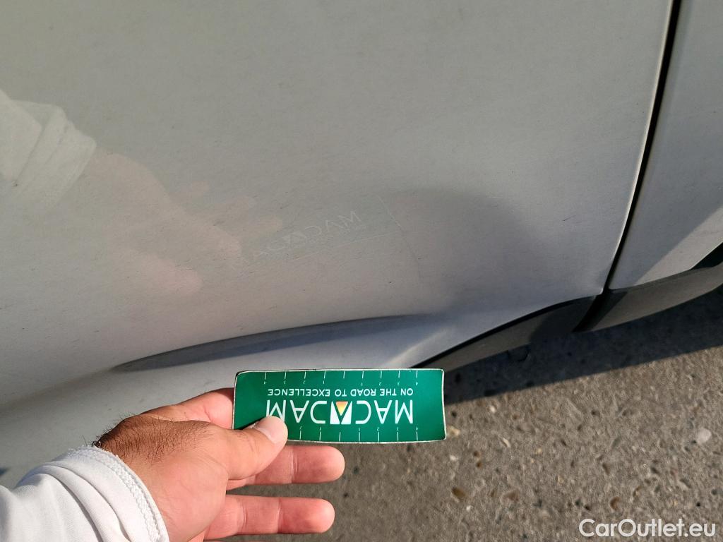  Volvo  XC 40 VOLVO XC40 / 2017 / 5P / todoterreno 1.5 T3 Momentum Core Auto #4