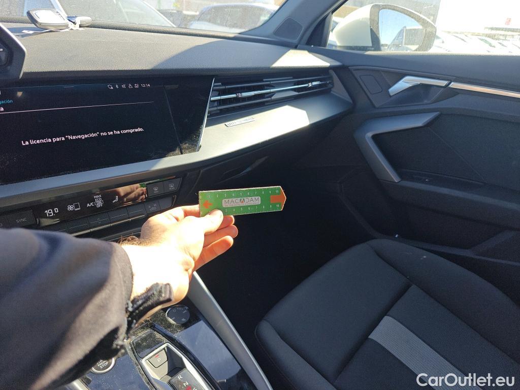  Land Rover  Discovery AUDI A3 / 2024 / 5P Sportback Advanced 30 TFSI 85kW S tronic #2