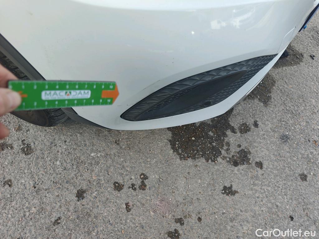  Mercedes  GLA MERCEDES-BENZ  / 2020 / 5P / todoterreno  200 D #10