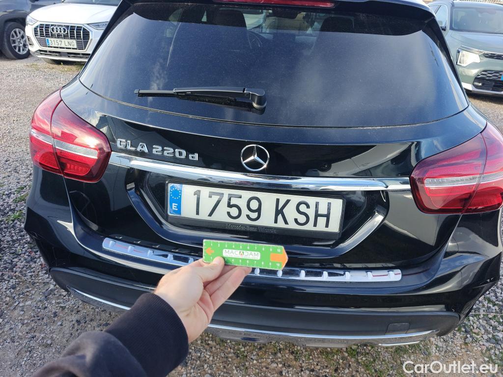  Mercedes  GLA MERCEDES-BENZ Clase  / 2017 / 5P / todoterreno  220 d #16