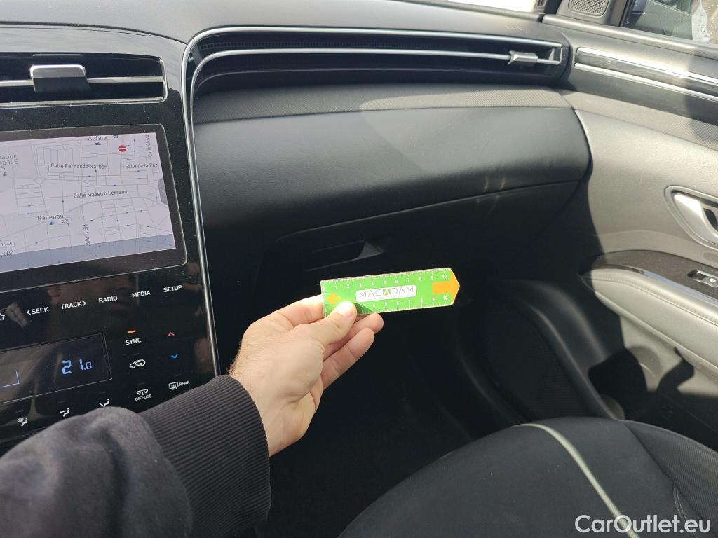  Hyundai  Tucson HYUNDAI  / 2020 / 5P / todoterreno 1.6 TGDI PHEV 195kW Tecno Sky Auto 4x4 #32