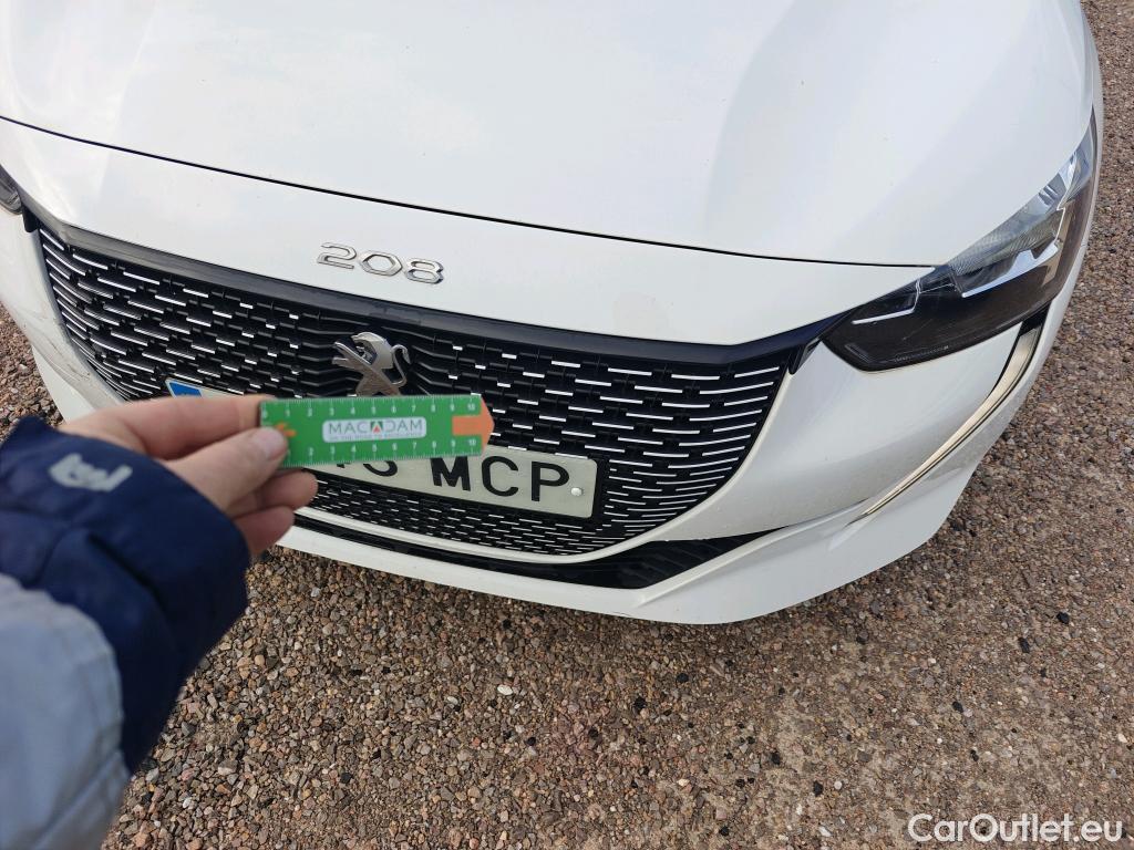  Peugeot  208 PEUGEOT e- / 2019 / 5P / berlina con portón Eléctrico Active #8