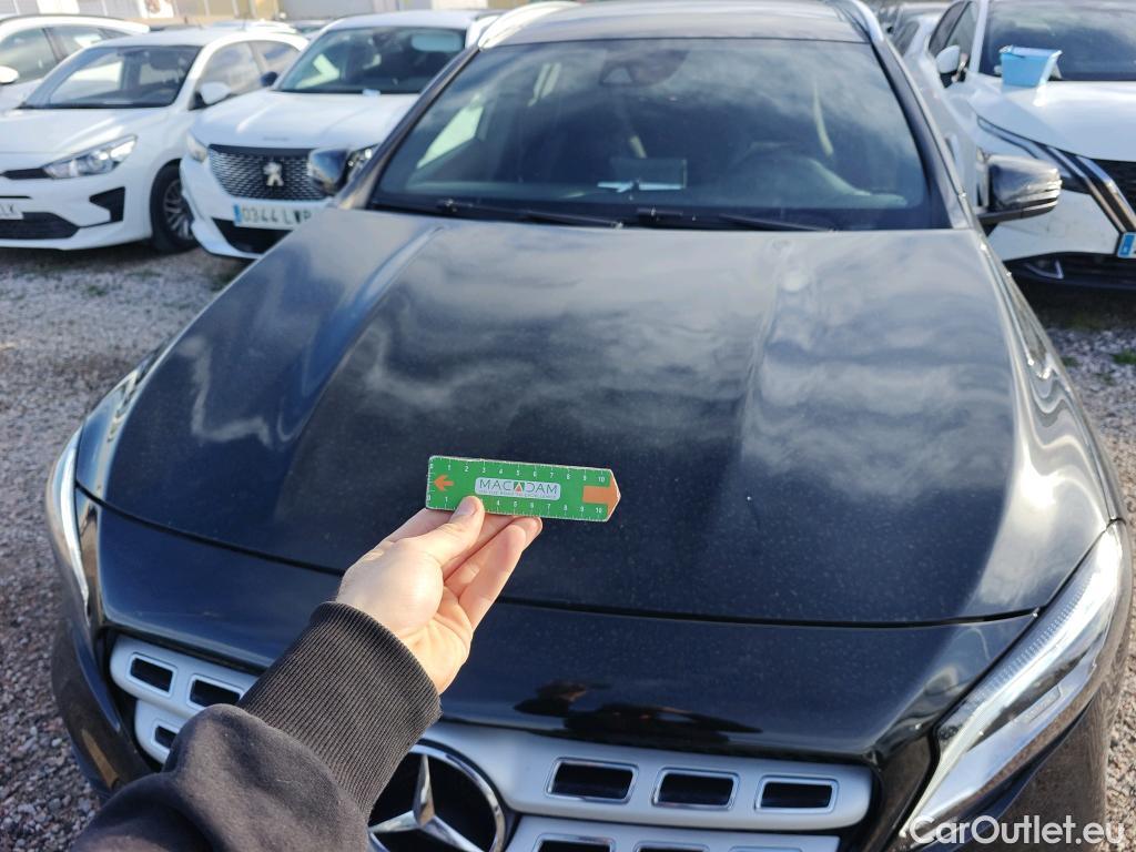  Mercedes  GLA MERCEDES-BENZ Clase  / 2017 / 5P / todoterreno  220 d #35