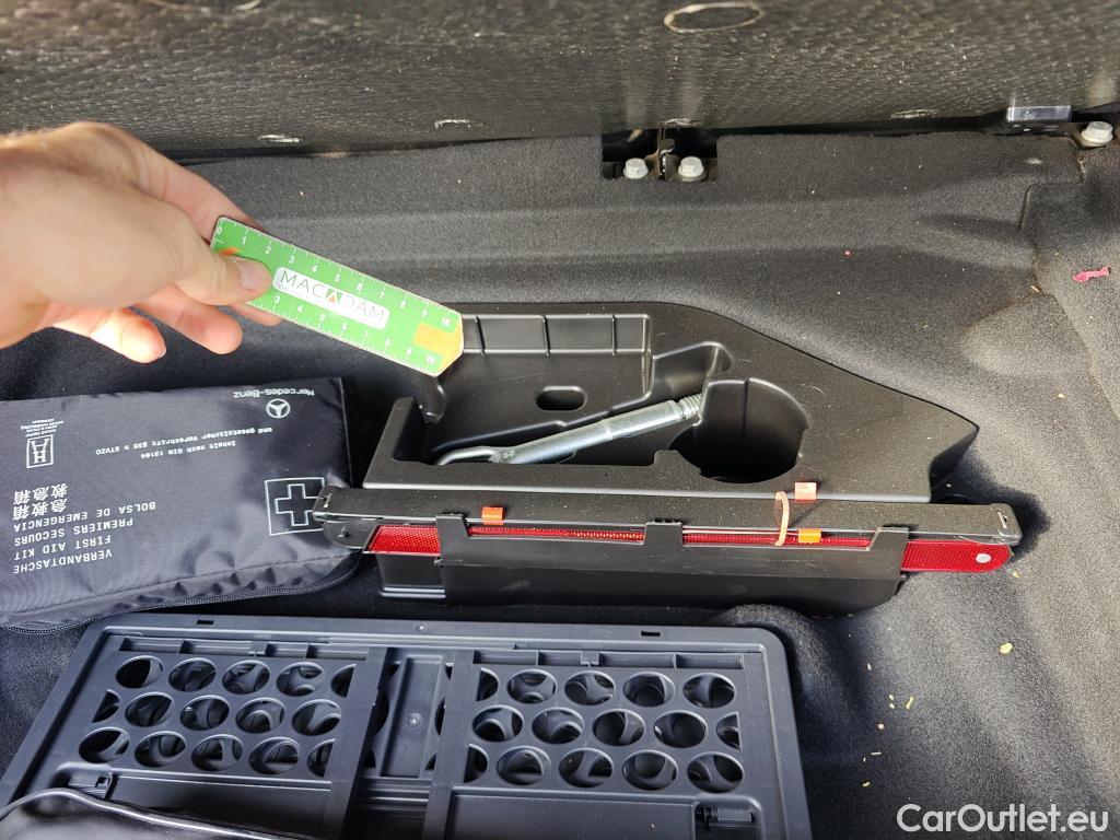  Mercedes  GLA MERCEDES-BENZ Clase  / 2017 / 5P / todoterreno  220 d #45